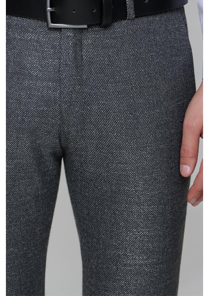 P 1090 Slim Fit Siyah Spor Pantolon indirimleri