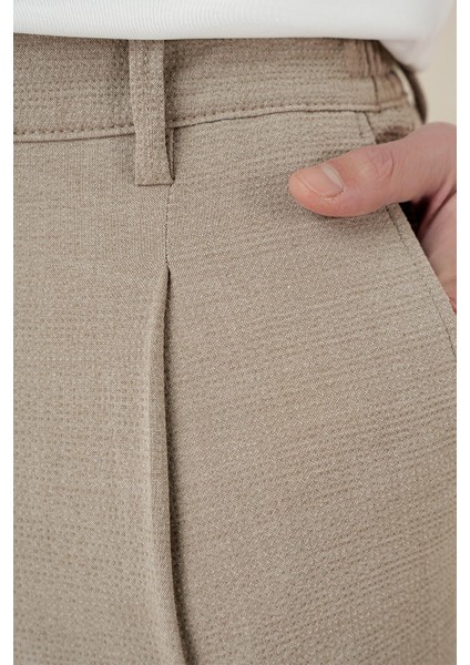 Comfort Fit Gofre Dokulu Beli Lastikli Pileli Bej Jogger Pantolon P 1174 indirimleri