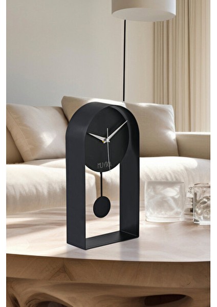 Masa Saati Sarkaçlı Metal Siyah Renk Sessiz Mekanizma Dekoratif Modern Tasarım 32X16CM Mms