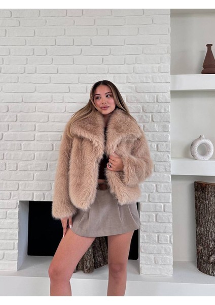 Kadın Premium Yakalı Ithal Suni Kürk modelleri