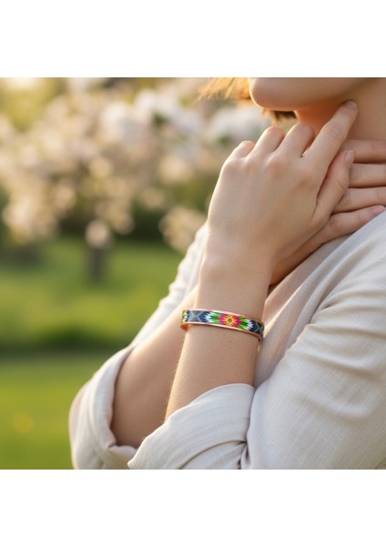 Motifli Bakır Bileklik