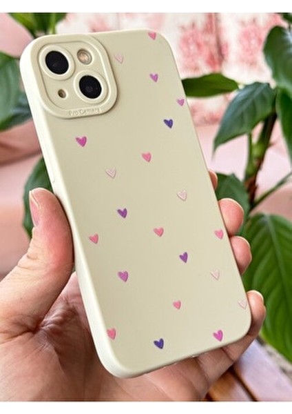 Apple iPhone 13 Kılıf Kamera Korumalı Silikon Renkli Kalp Tasarımlı Kamera Korumalı Silikon Kapak