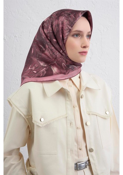Çiçek Desenli Saf Ipek Twill Eşarp 9409D 05