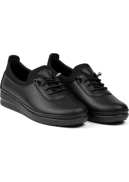 Kadın Siyah Ortopedik Desenli Anne Ayakkabısı - Rahat Kaymaz Taban, Bağcıklı Günlük Yürüyüş Ayakkabısı