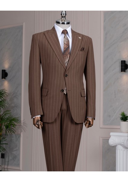 Italyan Stil Slim Fit Sivri Yaka Ceket Pantolon Takım Elbise Kahverengi T14258
