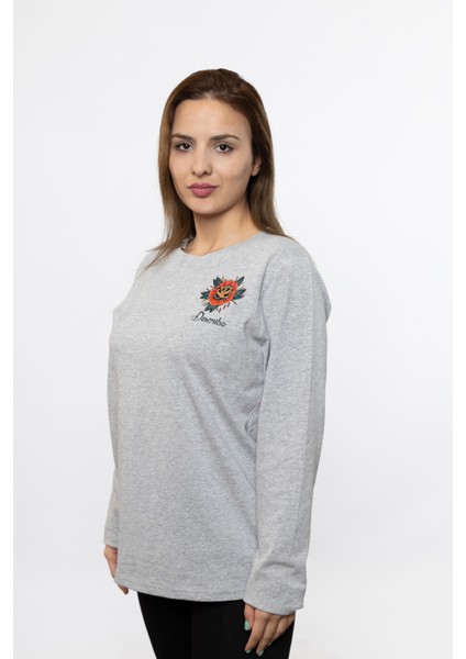 Kadın Uzun Kollu Gri Renk Çiçek Baskılı Tshırt fiyatları