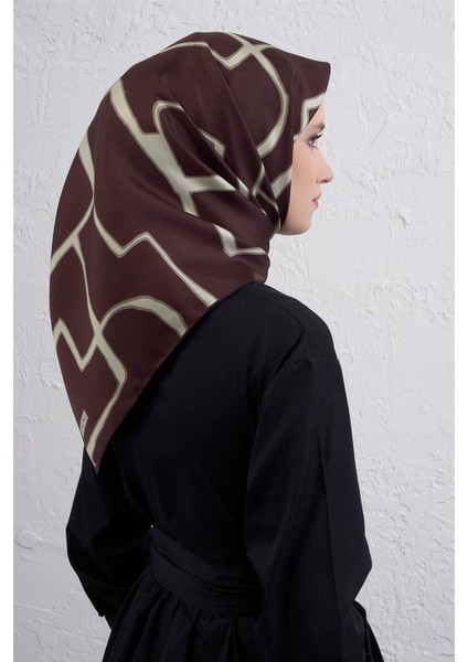 Geometrik Desenli Saf Ipek Twill Eşarp 9441D 04 modelleri