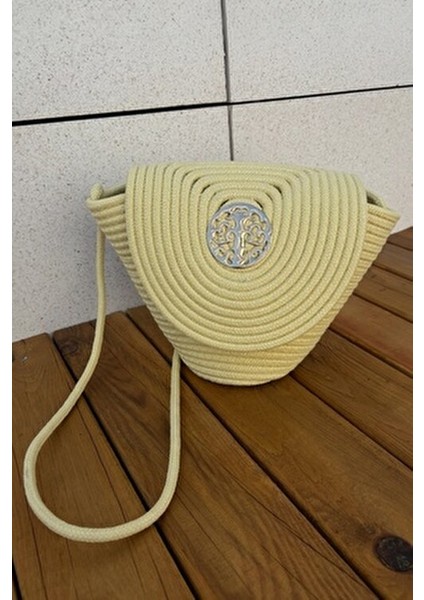 Lunera Çapraz Çanta Hasır Malzeme ile Günlük ve Yazlık Stil İçin Tasarlandı modelleri