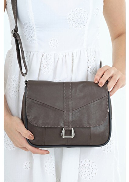 Orta Boy Kadın Deri Omuz ve Postacı Çanta / Günlük Kahverengi Deri Çanta