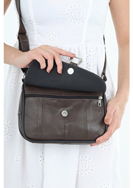 Orta Boy Kadın Deri Omuz ve Postacı Çanta / Günlük Kahverengi Deri Çanta