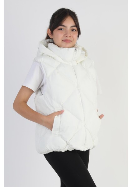 Kız Çocuk Kapüşonlu Cepli Astarlı Su Geçirmez Mevsimlik Şişme Yelek modelleri