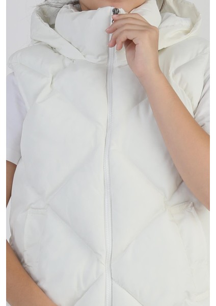 Kız Çocuk Kapüşonlu Cepli Astarlı Su Geçirmez Mevsimlik Şişme Yelek fırsatları