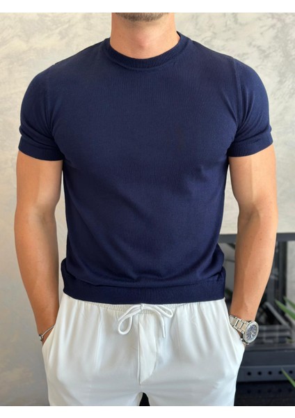 Erkek Slim Fit Pamuklu Bisiklet Yaka Tshirt Lacivert ECA021