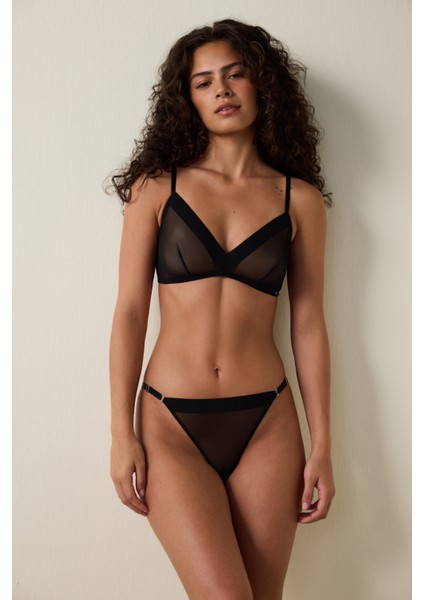 Siyah Balensiz Dolgusuz Tül Üçgen Sütyen