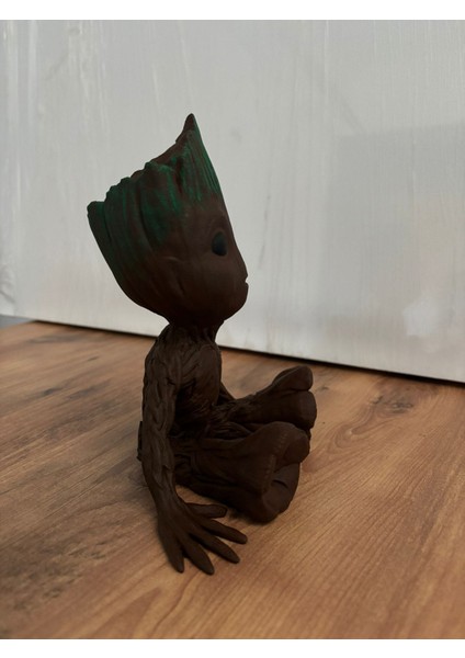 Büyük Boy Baby Groot Figürü modelleri