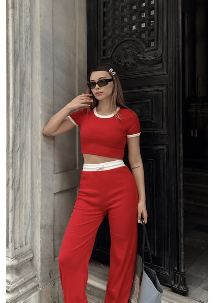 Pantolonlu Biyeli Crop 2li Takım Kırmızı fırsatları