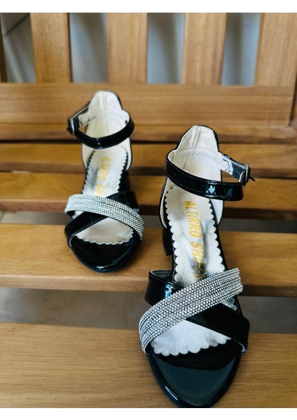 Gala Önü Çapraz Çocuk Topuklu Ayk modelleri