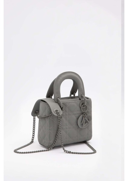 Gri Mini Zincir Aksesuarlı El Çantası fiyatları