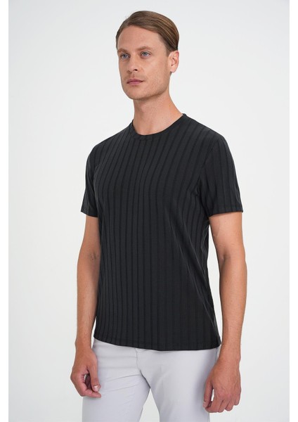 Comfort Fit Bisiklet Yaka Fitilli Kısa Kol Siyah Tişört Ts 909 modelleri