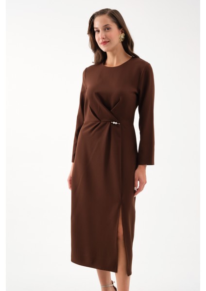 Kadın Kahverengi Inci Detay Midi Davet Elbisesi modelleri