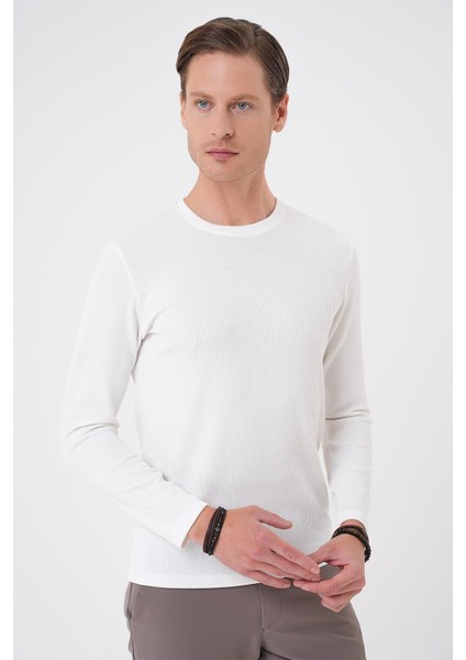 Ts 887 Slim Fit Beyaz T-Shirt modelleri