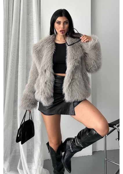 Kadın Kürk Şık Geniş Yaka Astarlı Çıtçıt Düğmeli premium kürk fırsatları