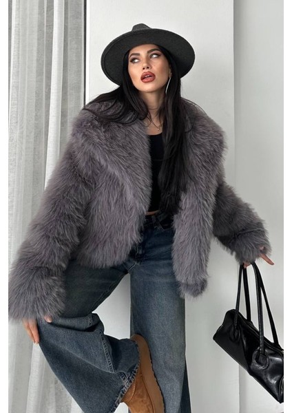 Kadın Kürk Şık Geniş Yaka Astarlı Çıtçıt Düğmeli premium kürk