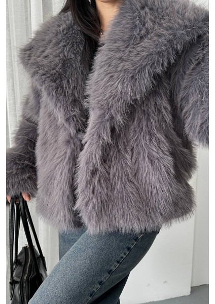 Kadın Kürk Şık Geniş Yaka Astarlı Çıtçıt Düğmeli premium kürk indirimleri