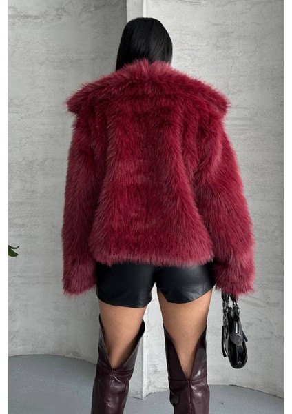 Kadın Kürk Şık Geniş Yaka Astarlı Çıtçıt Düğmeli premium kürk