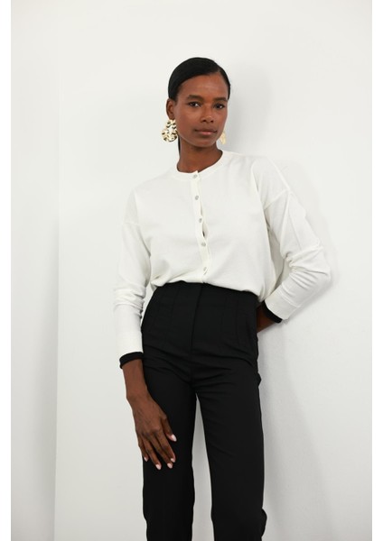 Ekru Kol Biyeli Basic Hırka 241040