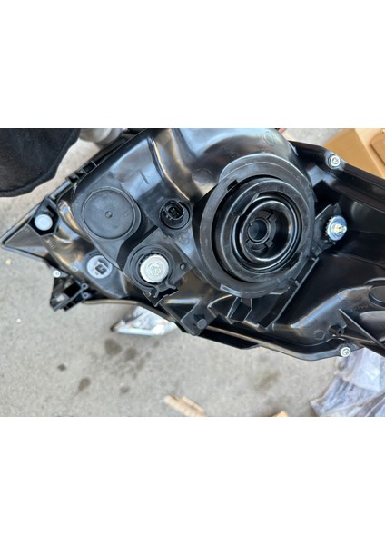 Toyota Yaris Sağ Sol Far Lambası 2012-2014 fırsatları