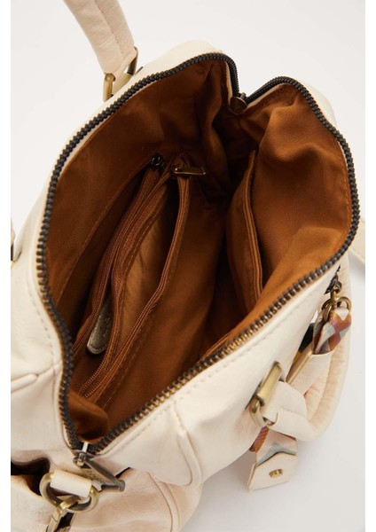 Beyaz Taş Kuşak Aksesuarlı El Çantası modelleri