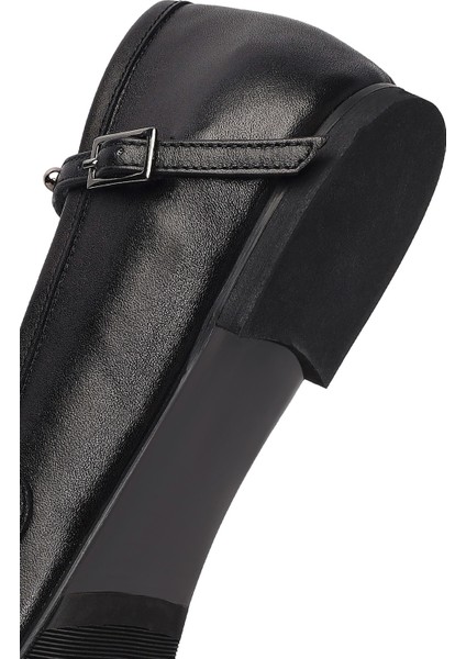 Kadın Siyah Tokalı Deri Babet 25AFD184618