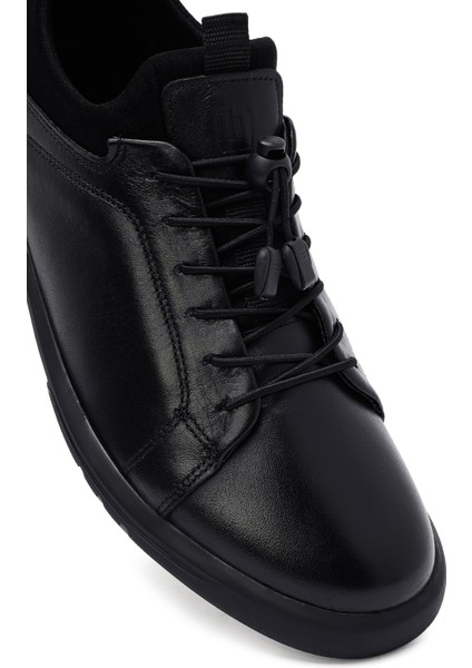 Erkek Siyah Bağcıklı Deri Casual Sneaker 25WFD680318