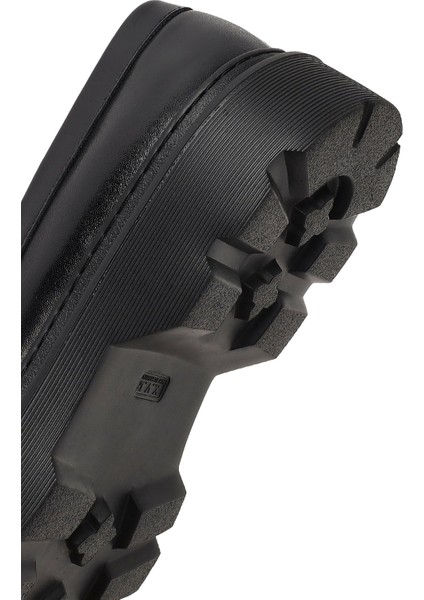 Erkek Siyah Kalın Tabanlı Deri Loafer 25WFD611918