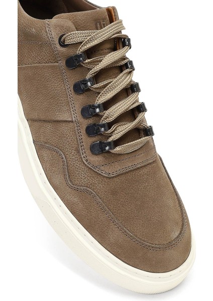 Erkek Vizon Bağcıklı Kalın Tabanlı Nubuk Deri Sneaker 25WFD7072V3