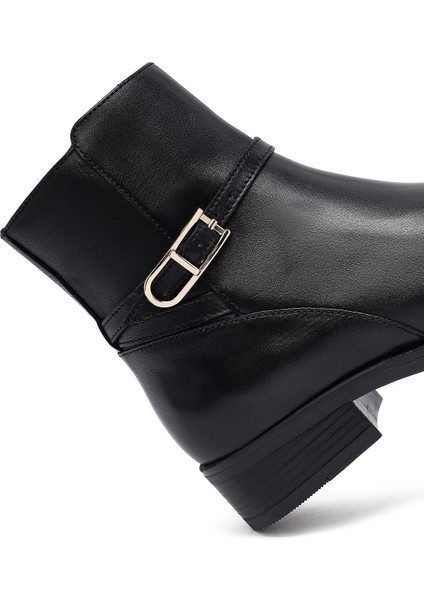 Kadın Siyah Fermuarlı Deri Bot 25WFD281418