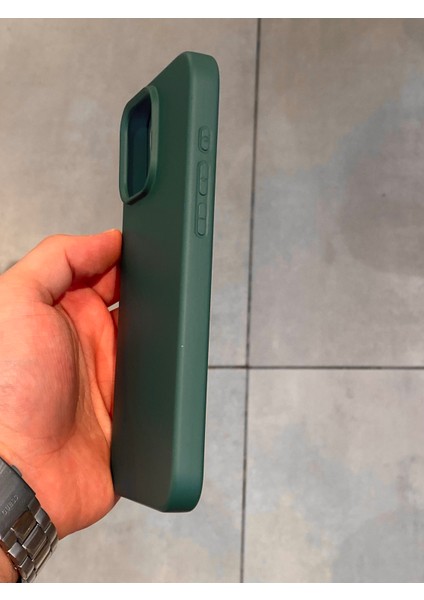 Apple iPhone 16 Pro Max Uyumlu İçi Kadife Lansman Silikon Kılıf modelleri
