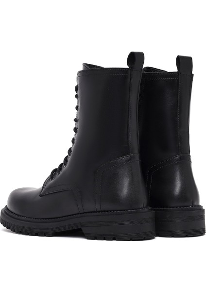 Kadın Siyah Fermuarlı Deri Postal Bot 25WFD187018
