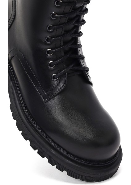 Kadın Siyah Fermuarlı Deri Postal Bot 25WFD187018