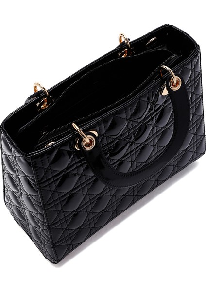 Kadın Siyah Uzun Askılı Desenli Rugan Kol Çantası 25WBD284316