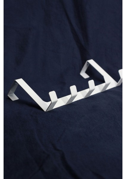 Mat Siyah Dayanıklı Metal Kapı Arkası Askılık – Dekoratif Seri, 29x7,5x6,5 cm Pratik Ev Düzeni Aksesuarı fırsatları