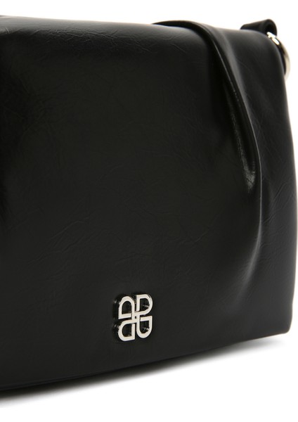 Kadın Siyah Zincir Askılı Çapraz Çanta 25ABD241518