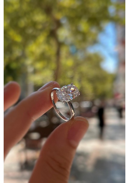Gümüş Oval 12X8 mm Tek Taş Yüzük IS323