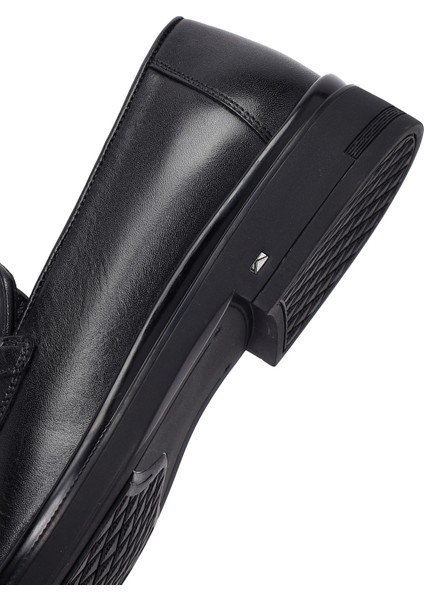 Erkek Siyah Deri Klasik Loafer 25WFD620918