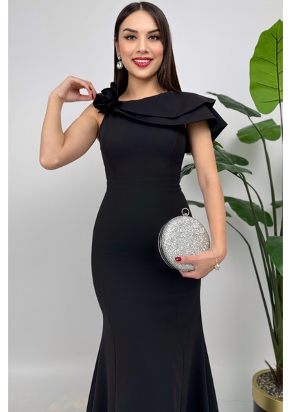 Delvira Drapeli Tek Omuz Çiçek Detaylı Uzun Siyah Abiye Elbise modelleri