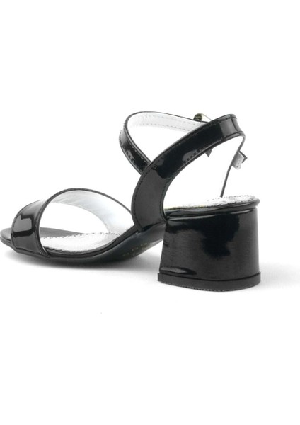Pony Siyah Rugan Kalın Topuklu Kız Çocuk Abiye Ayakkabı fırsatları