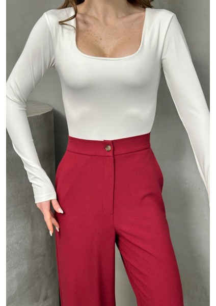 Kadın Bluz Uzun Kollu Kare Yaka Alttan Çıtçıtlı Slim Fit Body fırsatları