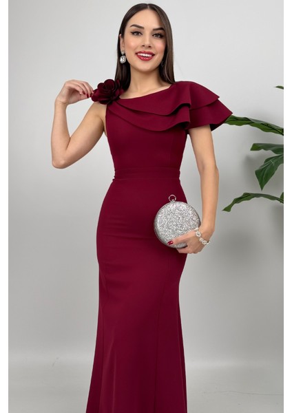 Delvira Drapeli Tek Omuz Çiçek Detaylı Uzun Bordo Abiye Elbise modelleri