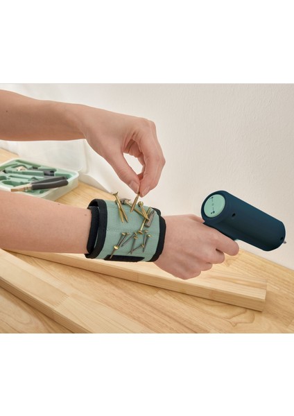 Mıknatıslı Kol Bandı